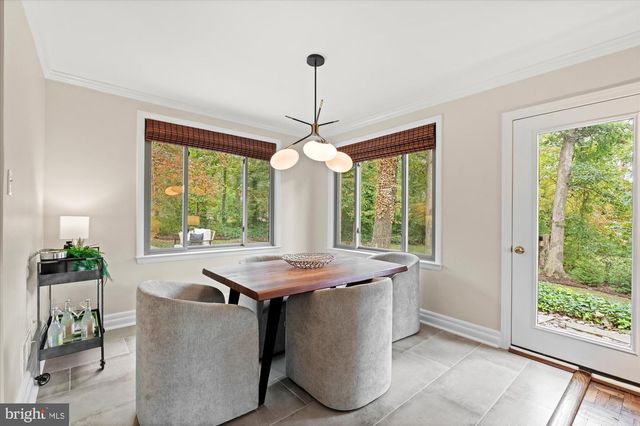 1301 GAHANT RD, Alexandria, VA 22308