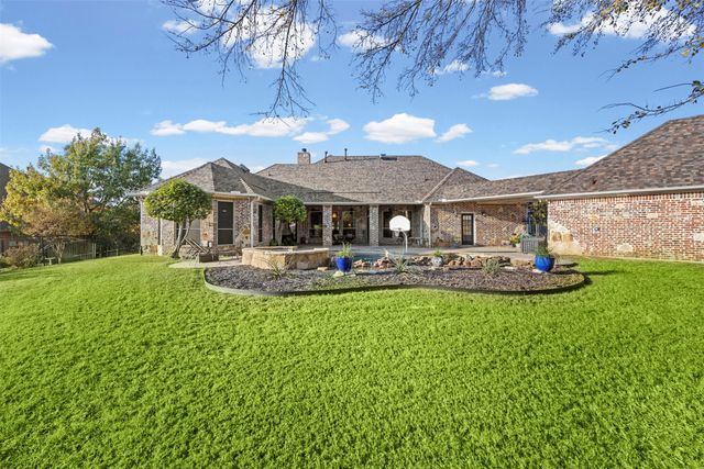 7216 Hinton Drive, Mansfield, TX 76063