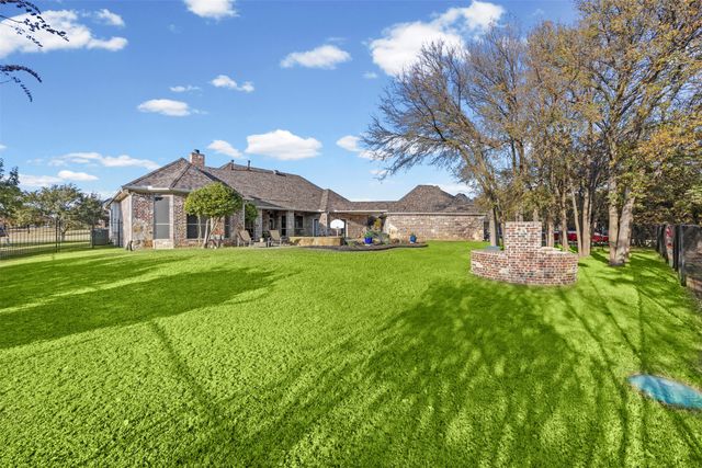 7216 Hinton Drive, Mansfield, TX 76063