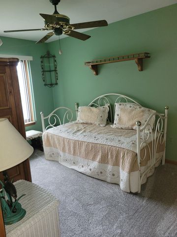 26173 Annagrove Lane, Chesterfield, MI 48051