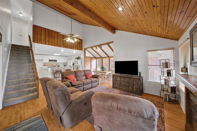 200 Fountain Lake W 112, Livingston, TX 77351