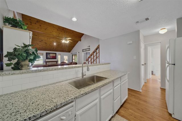 200 Fountain Lake W 112, Livingston, TX 77351