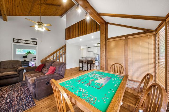 200 Fountain Lake W 112, Livingston, TX 77351