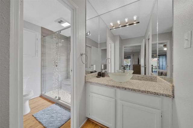 200 Fountain Lake W 112, Livingston, TX 77351