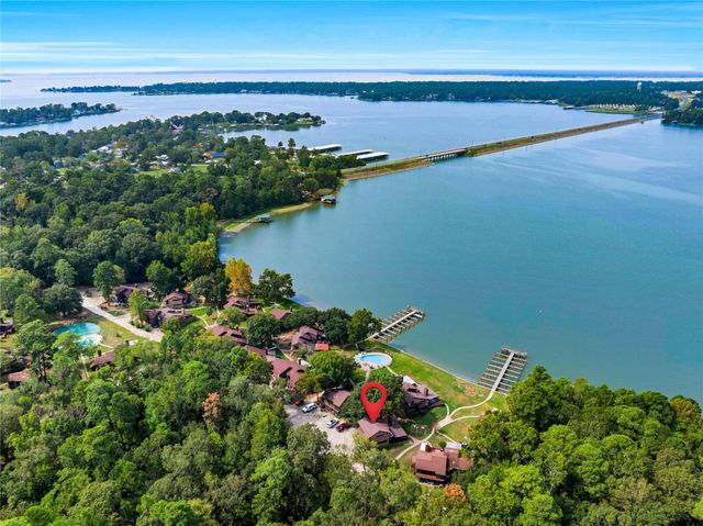 200 Fountain Lake W 112, Livingston, TX 77351