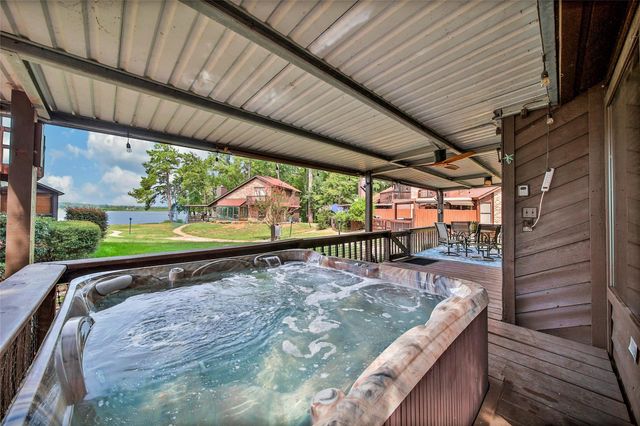 200 Fountain Lake W 112, Livingston, TX 77351
