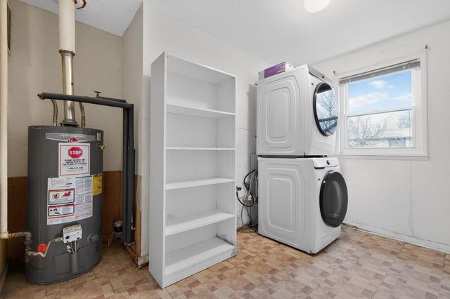 396 Pasadena Avenue, Columbus, OH 43228