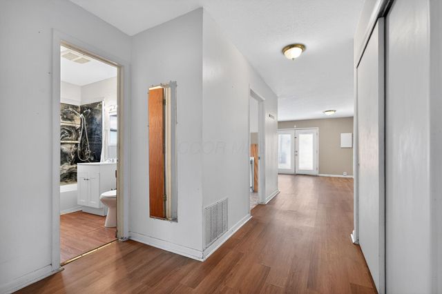 396 Pasadena Avenue, Columbus, OH 43228