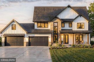 7335 Keswick Court, Grant, MN 55082