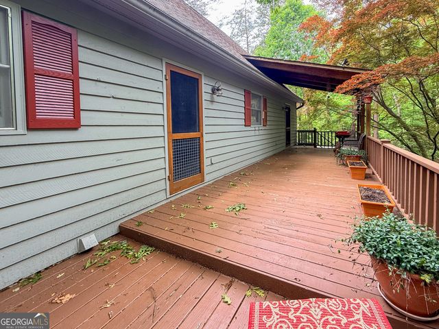 304 Hawks Nest, Sautee Nacoochee, GA 30571