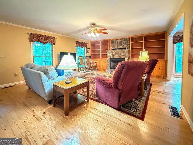 304 Hawks Nest, Sautee Nacoochee, GA 30571