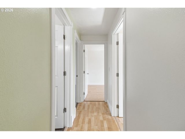 1450 W QUINALT St, Springfield, OR 97477