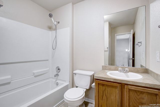 3735 Browning Bluff, San Antonio, TX 78245