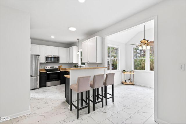 100 Covenant Rock Lane, Holly Springs, NC 27540