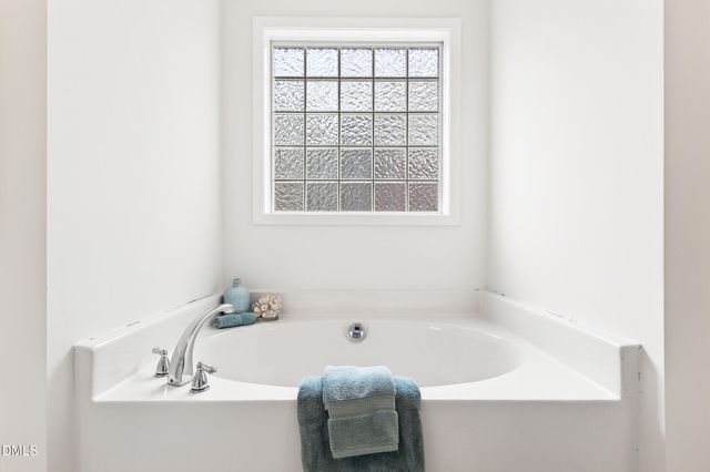 100 Covenant Rock Lane, Holly Springs, NC 27540