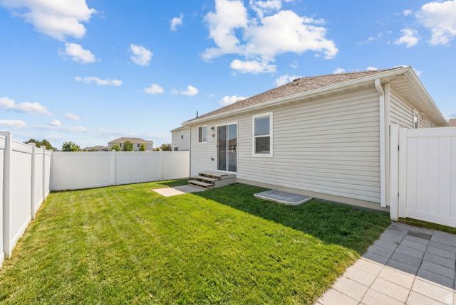 4624 N MAPLE DR, Eagle Mountain, UT 84005