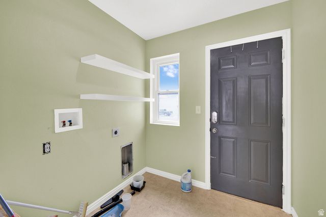 4624 N MAPLE DR, Eagle Mountain, UT 84005