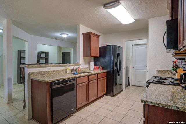 12270 stratsburg, San Antonio, TX 78252