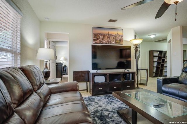 12270 stratsburg, San Antonio, TX 78252