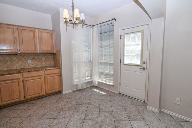 2100 Newport Drive, Flower Mound, TX 75028