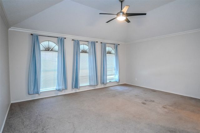 2100 Newport Drive, Flower Mound, TX 75028