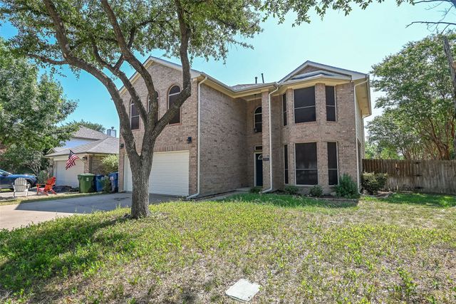 2100 Newport Drive, Flower Mound, TX 75028