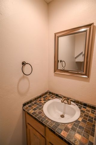 2100 Newport Drive, Flower Mound, TX 75028