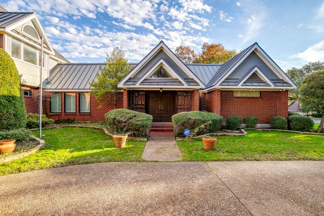 5800 End O Trail, Fort Worth, TX 76112