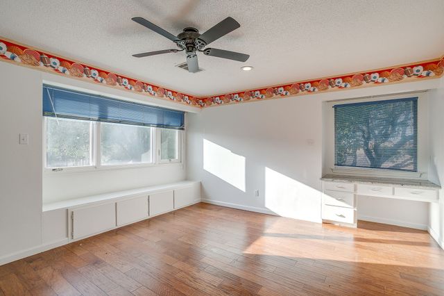 5800 End O Trail, Fort Worth, TX 76112