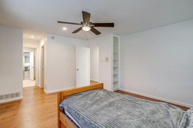 5800 End O Trail, Fort Worth, TX 76112