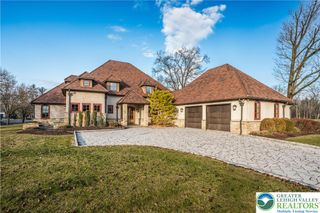 2687 Avenue Du Vlg, Upper Saucon Twp, PA 18015