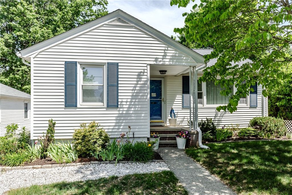 111 Isabella Avenue, Providence, RI 02908