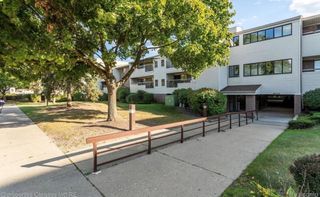 30414 Orchard Lake Road 13, Farmington Hills, MI 48334