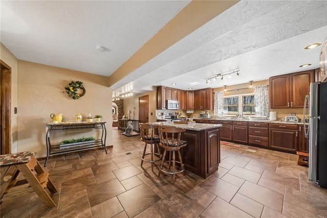 138 Buckeye Rd, East Huntingdon, PA 15666