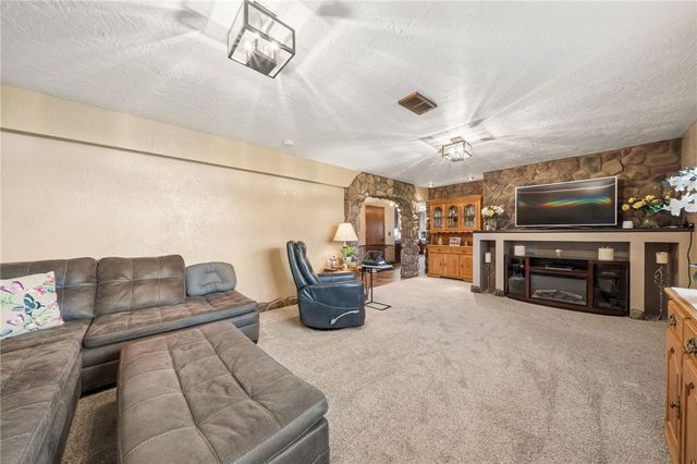 138 Buckeye Rd, East Huntingdon, PA 15666