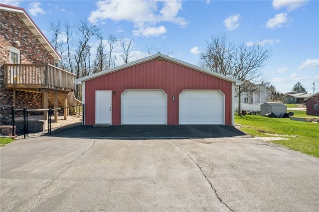 138 Buckeye Rd, East Huntingdon, PA 15666