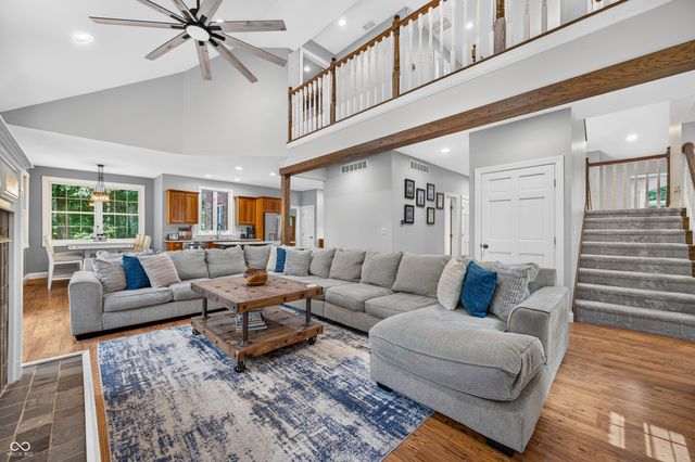 7830 Persimmon Lake Drive, Seymour, IN 47274