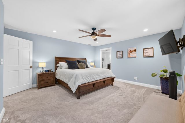 7830 Persimmon Lake Drive, Seymour, IN 47274