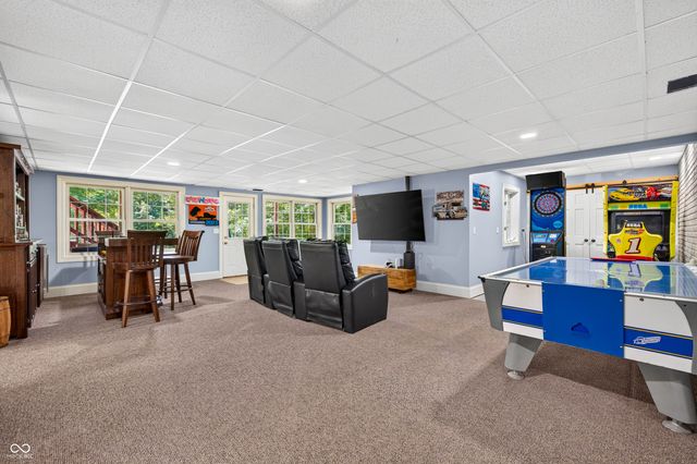 7830 Persimmon Lake Drive, Seymour, IN 47274