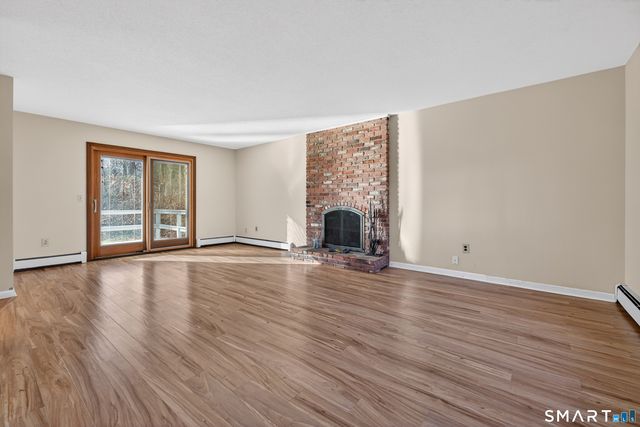 29 Legendary Road, East Lyme, CT 06333