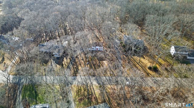 29 Legendary Road, East Lyme, CT 06333