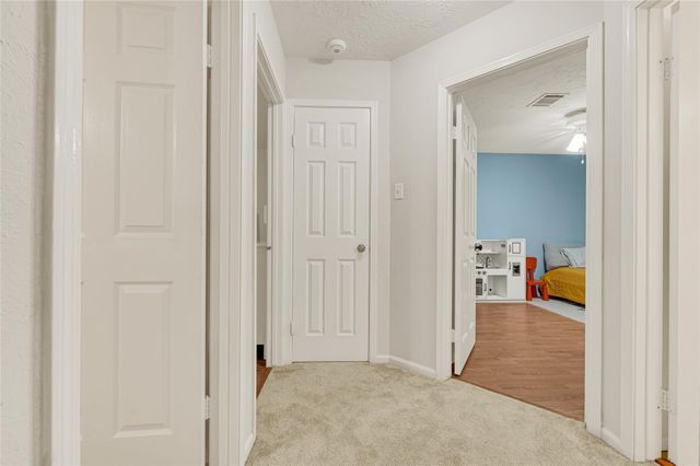 7842 Sunny Ridge Drive, Houston, TX 77095