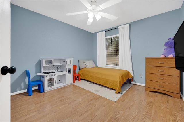 7842 Sunny Ridge Drive, Houston, TX 77095