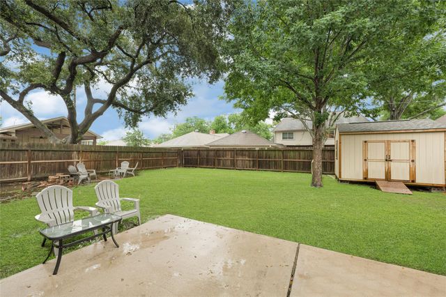 7842 Sunny Ridge Drive, Houston, TX 77095