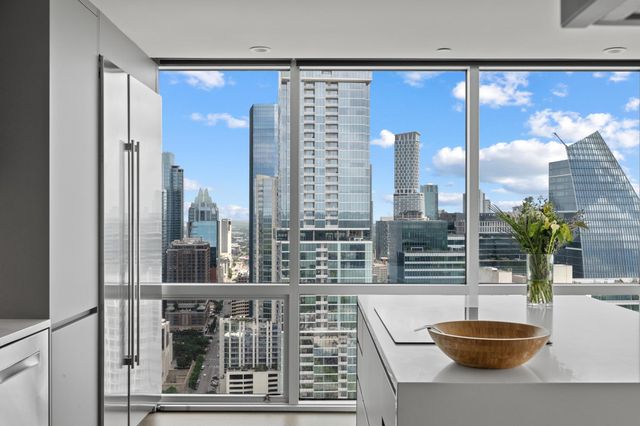 300 Bowie ST PH2, Austin, TX 78703