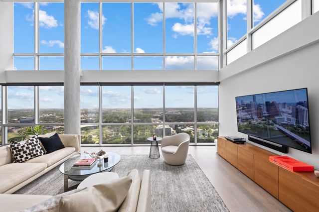 300 Bowie ST PH2, Austin, TX 78703