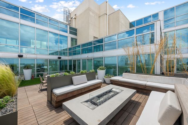 300 Bowie ST PH2, Austin, TX 78703