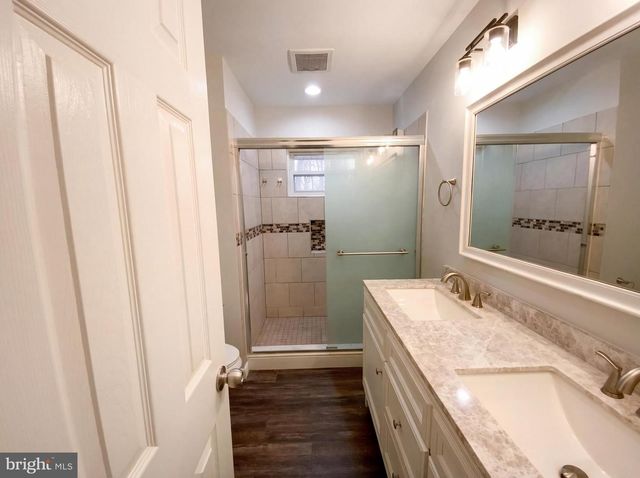 18320 CANDICE DR, Triangle, VA 22172