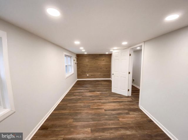 18320 CANDICE DR, Triangle, VA 22172