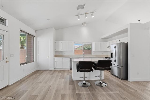 945 Stetson Drive, Henderson, NV 89002